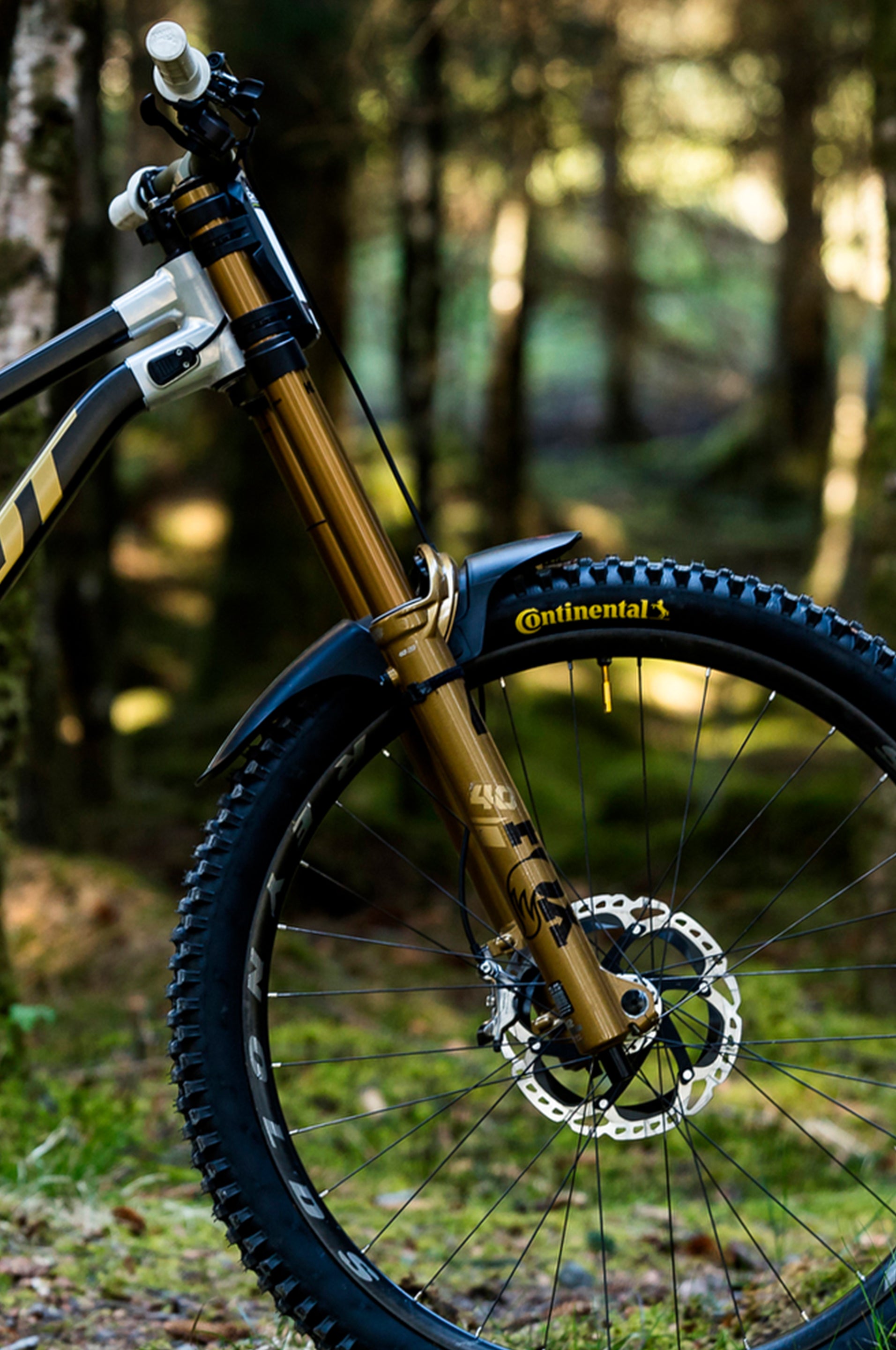 nueva pagina fox – Takumi Suspension SAC